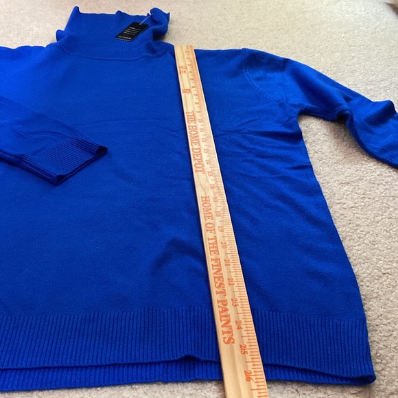 Royal blue sweater - Picture 2 of 5